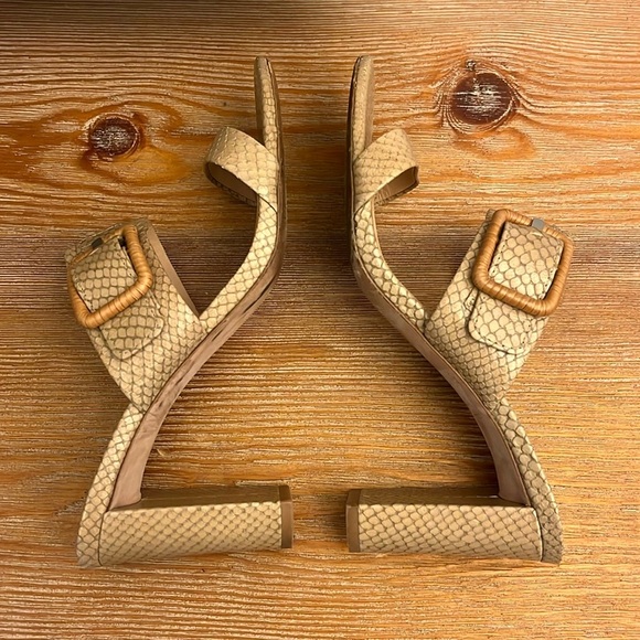 VERONICA BEARD Galoma Heeled Textured Leather Sandal - Coco - 8.5 - Picture 5 of 10